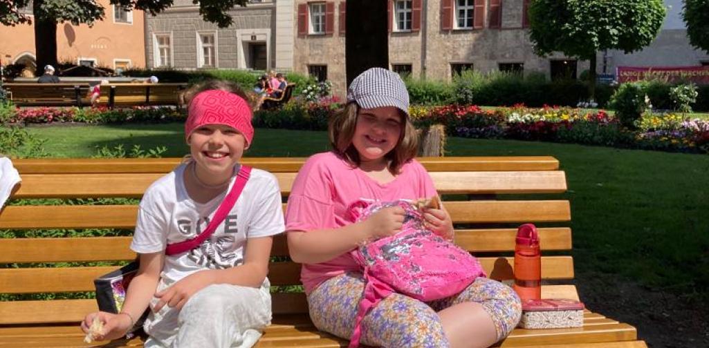 09afb040-d6f8-431f-b879-6652db66c68e